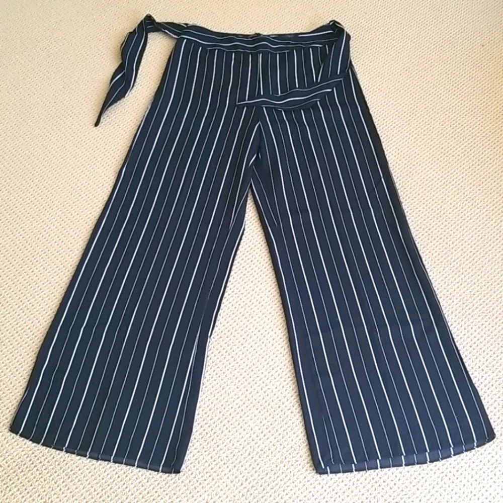 NWT Wide leg striped pants
